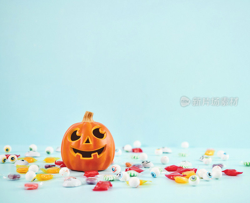 Trick or Treat背景与杰克O'Lantern和万圣节糖果